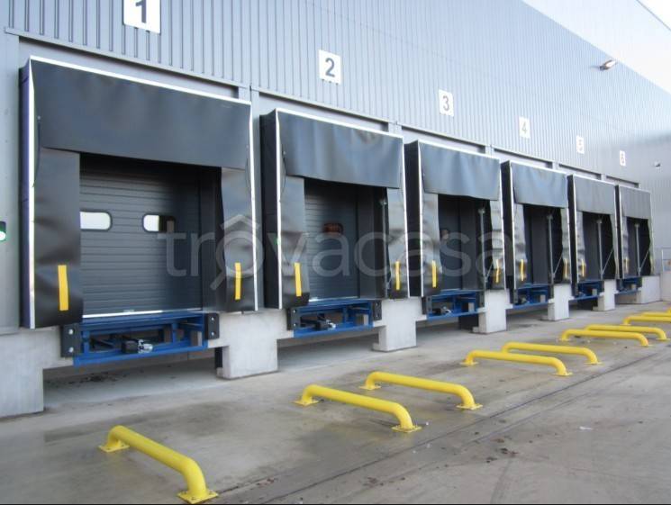 locale commerciale in affitto a Colleferro