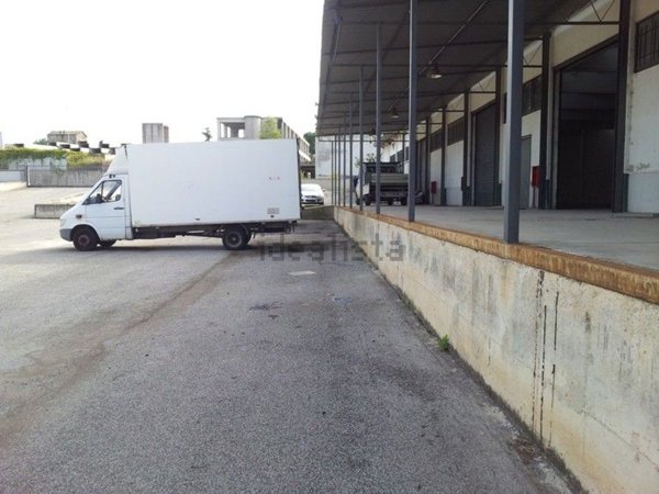capannone in affitto a Colleferro