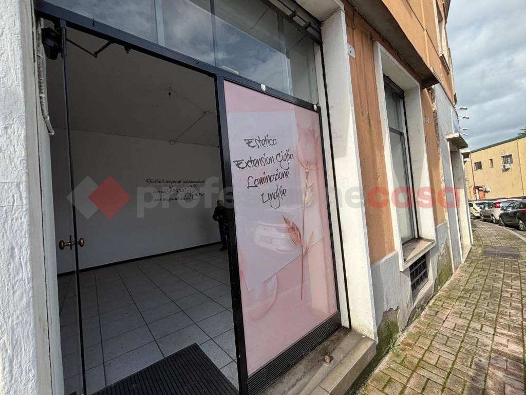 negozio in affitto a Colleferro