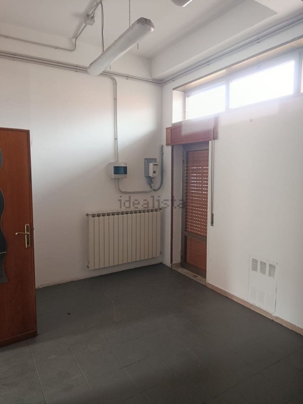 locale commerciale in affitto a Colleferro