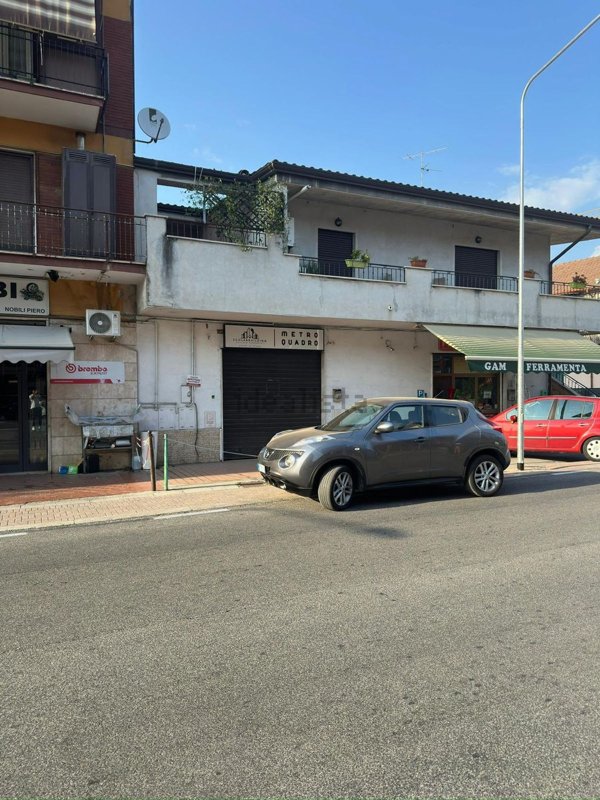 locale commerciale in affitto a Colleferro