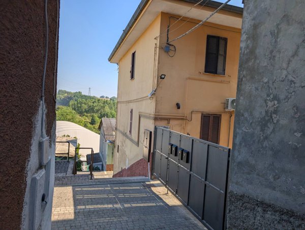 appartamento in affitto a Colleferro in zona Colleferro Scalo