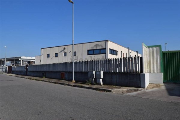 locale di sgombero in affitto a Fiano Romano