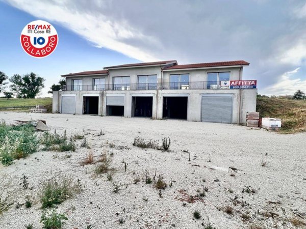 negozio in affitto a Fiano Romano
