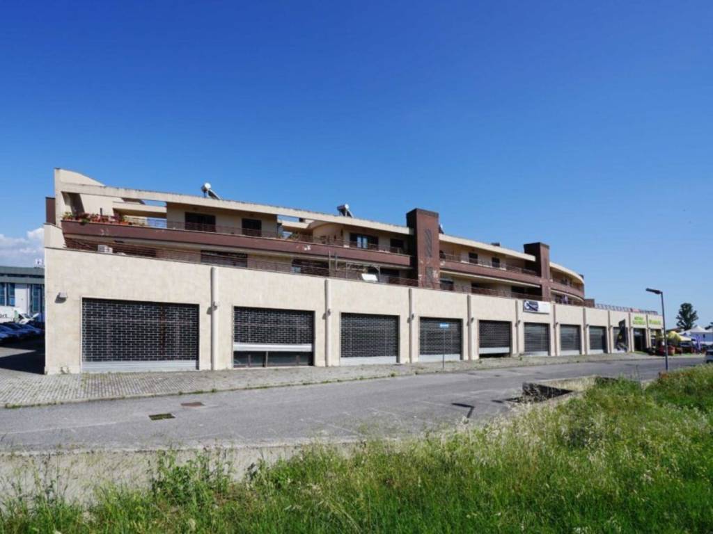 negozio in affitto a Fiano Romano