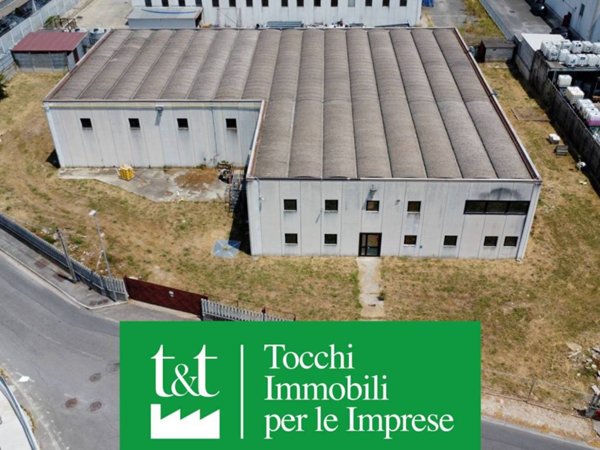 locale commerciale in affitto a Fiano Romano