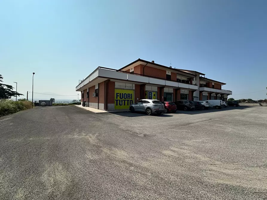 locale commerciale in affitto a Fiano Romano