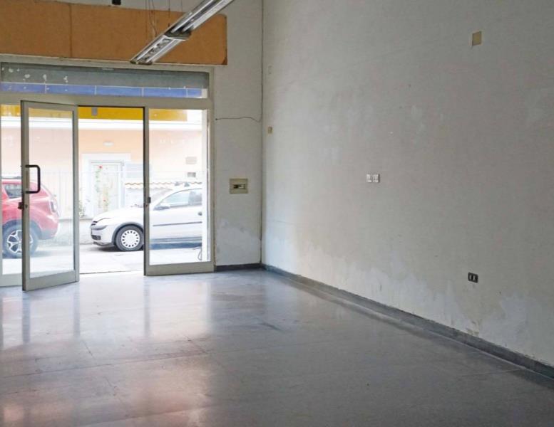 negozio in affitto a Fiano Romano