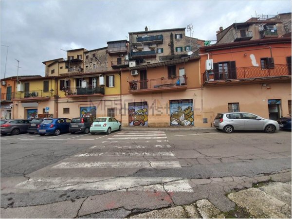 locale commerciale in affitto a Fiano Romano