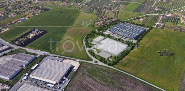 locale commerciale in affitto a Fiano Romano