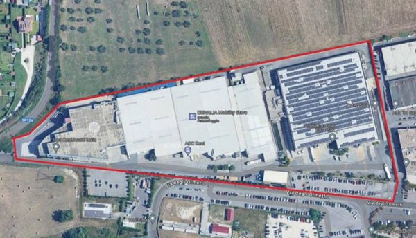 locale commerciale in affitto a Formello