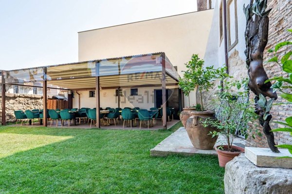 locale commerciale in affitto a Formello