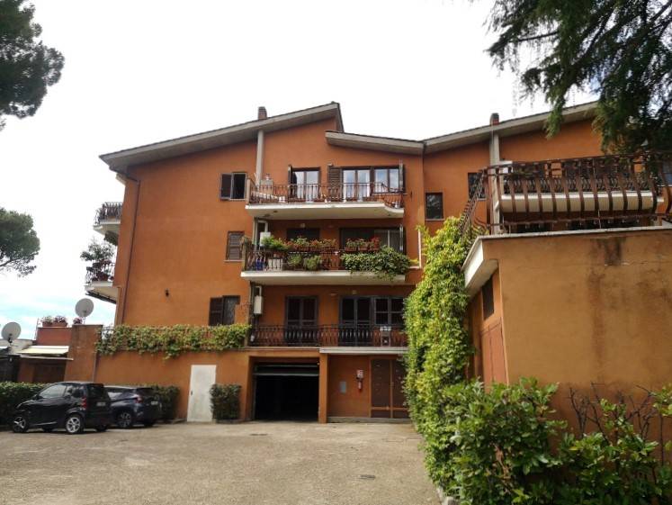 appartamento in affitto a Formello in zona Le Rughe