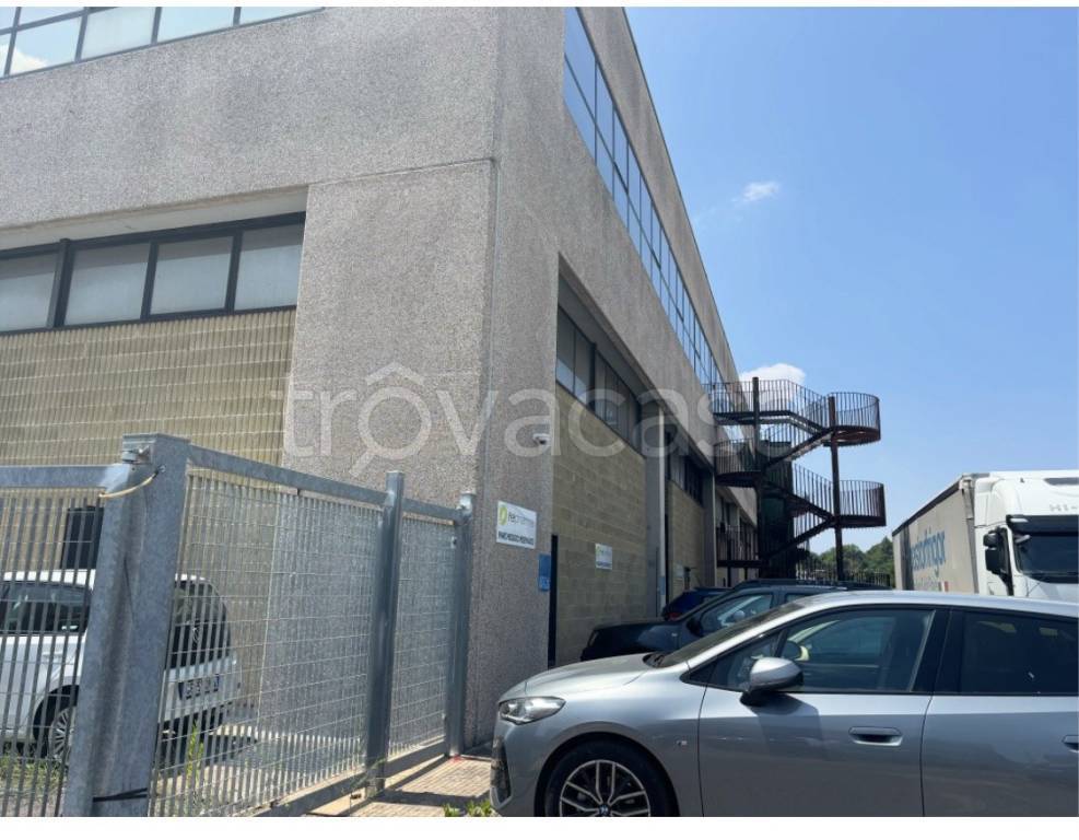 locale commerciale in affitto a Formello