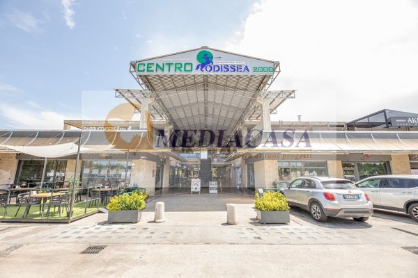 locale commerciale in affitto a Formello in zona Le Rughe
