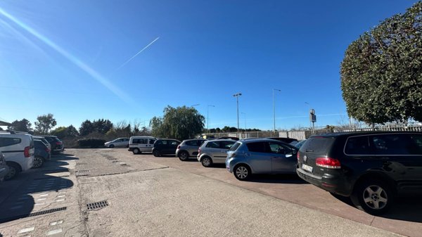 negozio in affitto a Formello in zona Le Rughe