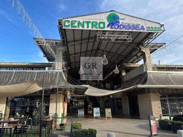 negozio in affitto a Formello in zona Le Rughe