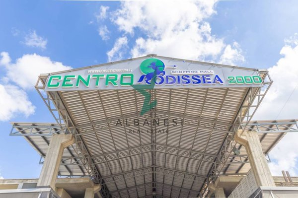 negozio in affitto a Formello in zona Le Rughe