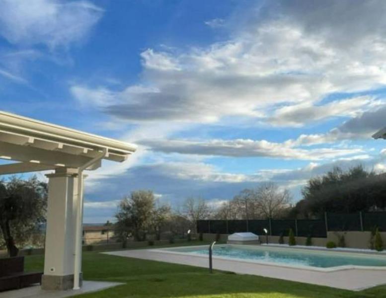 casa indipendente in affitto a Formello