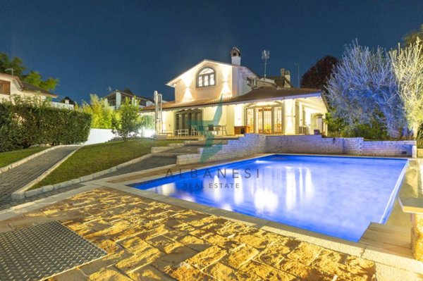 casa indipendente in affitto a Formello