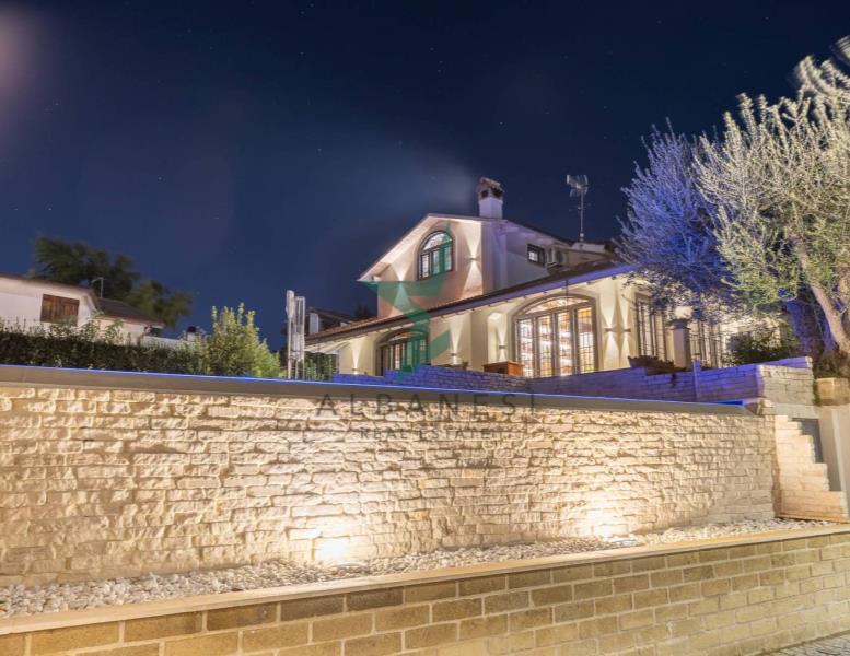 casa indipendente in affitto a Formello