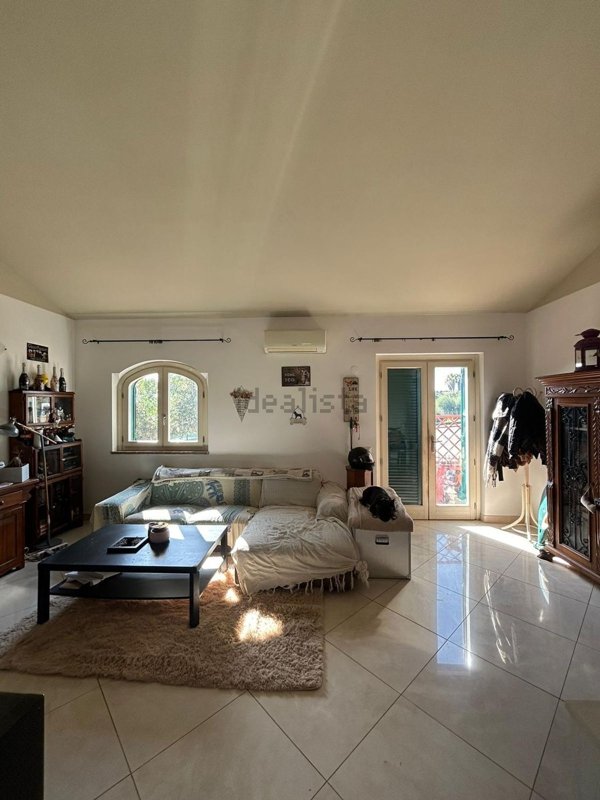 casa indipendente in affitto a Formello