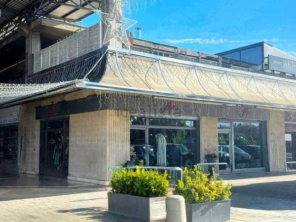 negozio in affitto a Formello in zona Le Rughe