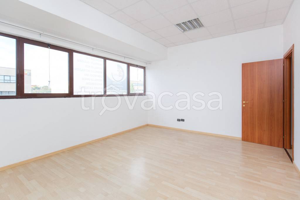 locale commerciale in affitto a Formello