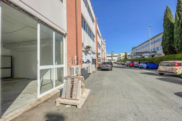 locale commerciale in affitto a Formello