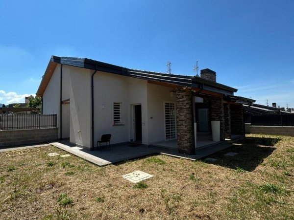 casa indipendente in affitto a Frascati