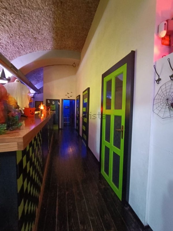 locale commerciale in affitto a Frascati