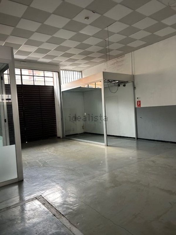 capannone in affitto a Frascati