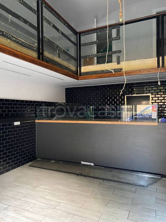 negozio in affitto a Frascati