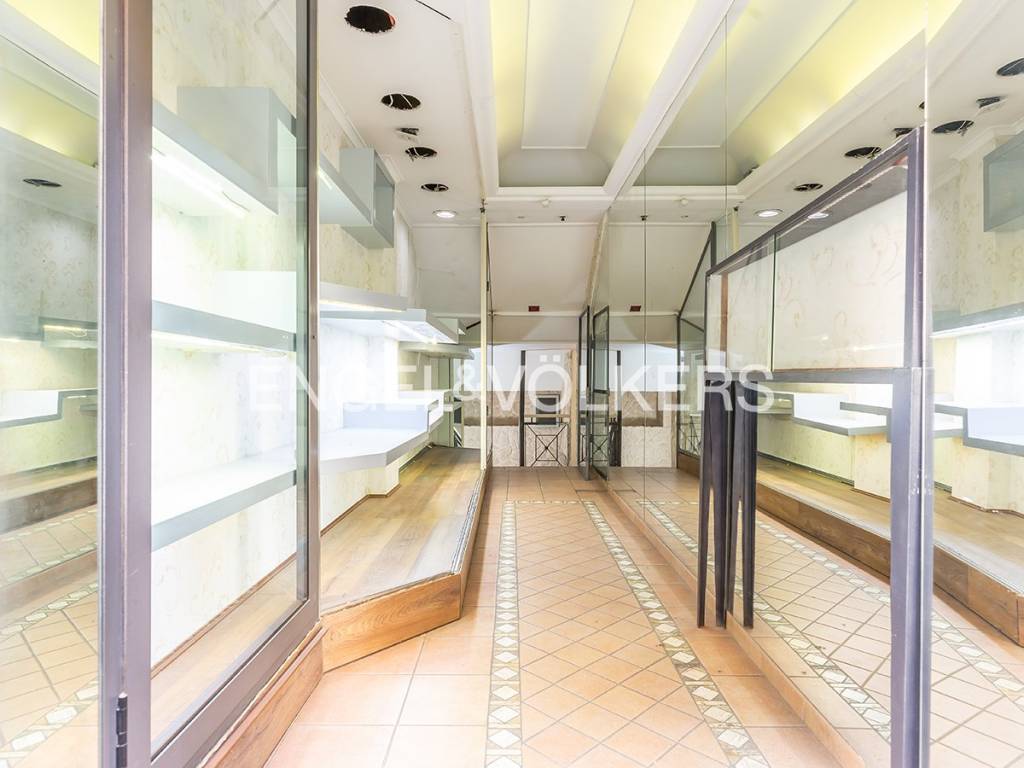 negozio in affitto a Frascati