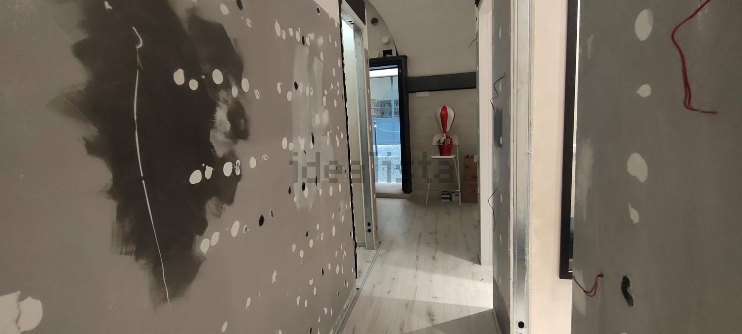 locale commerciale in affitto a Frascati