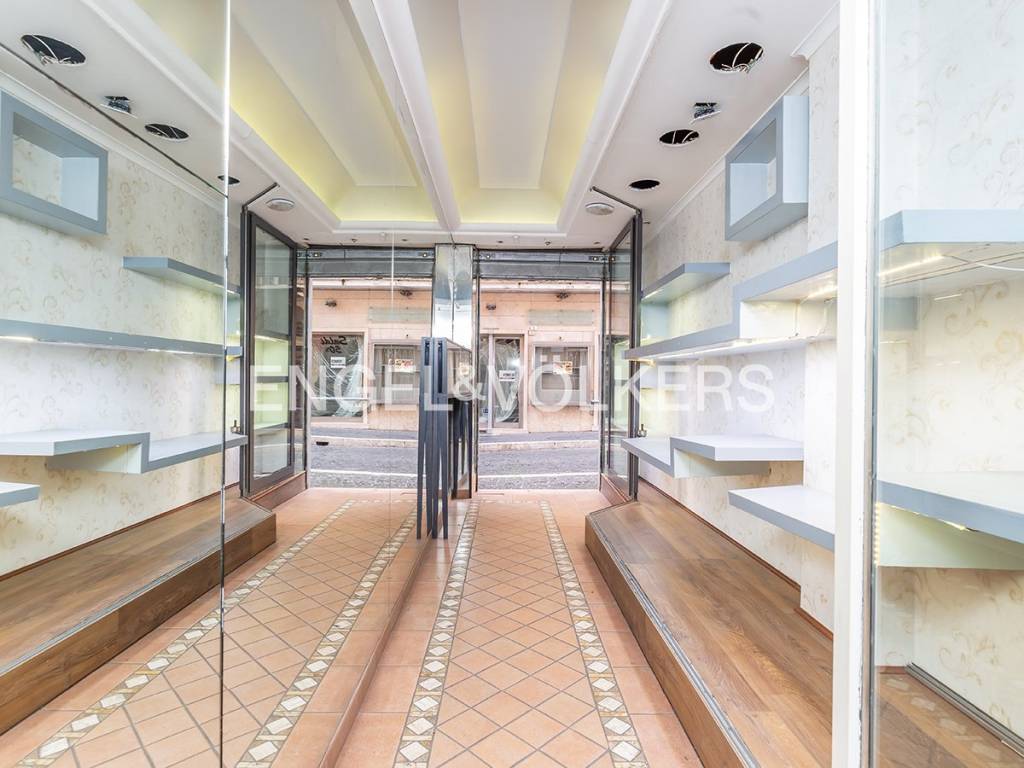 negozio in affitto a Frascati