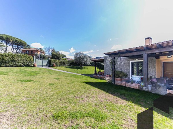 casa indipendente in affitto a Frascati