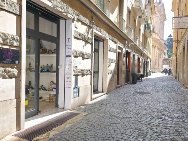 negozio in affitto a Frascati