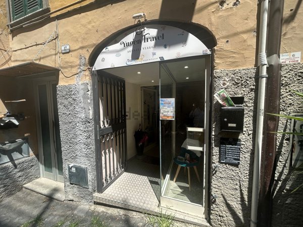 locale commerciale in affitto a Frascati