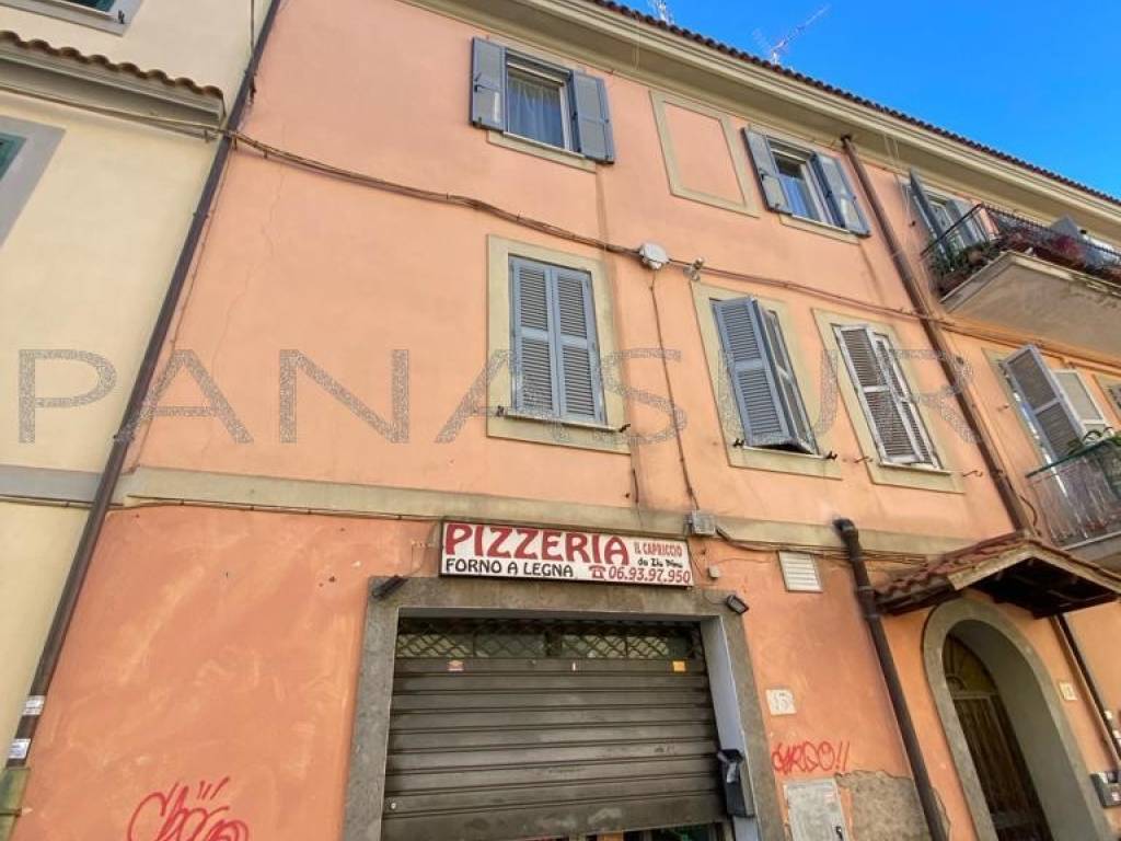 negozio in affitto a Genzano di Roma