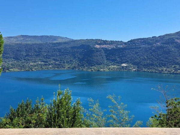 appartamento in affitto a Genzano di Roma