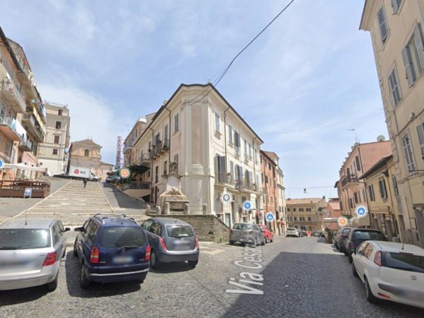 negozio in affitto a Genzano di Roma
