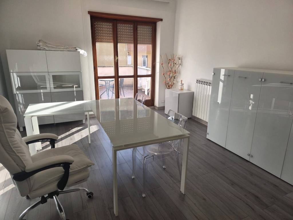 ufficio in affitto a Genzano di Roma