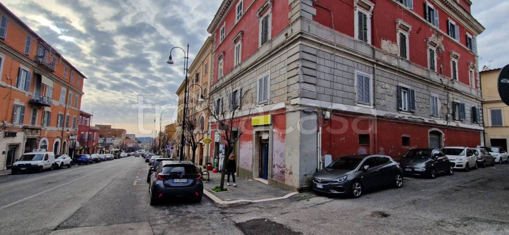 negozio in affitto a Genzano di Roma