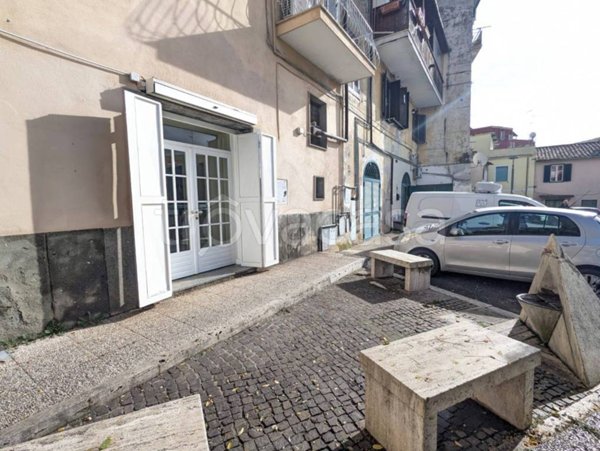 negozio in affitto a Genzano di Roma