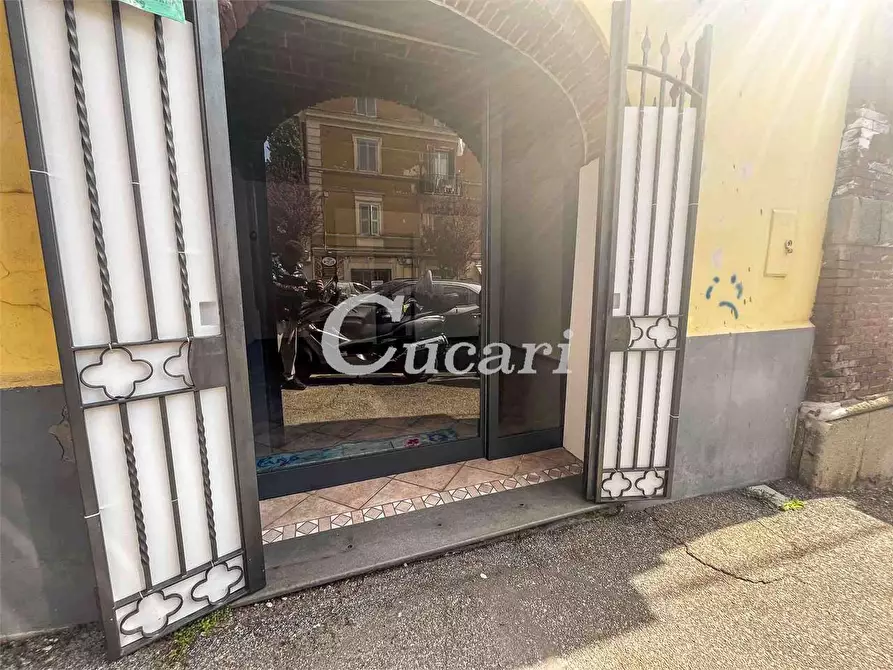 locale commerciale in affitto a Genzano di Roma