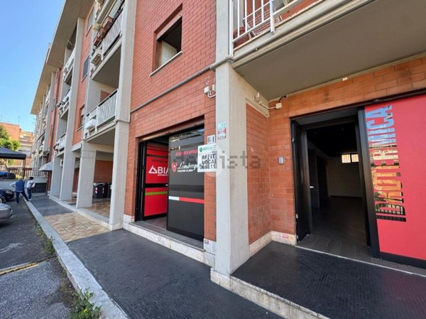 negozio in affitto a Genzano di Roma