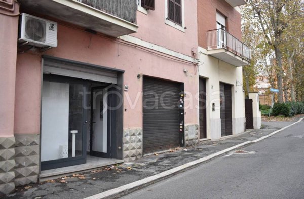 negozio in affitto a Genzano di Roma