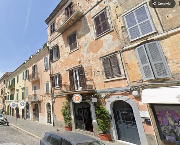 negozio in affitto a Genzano di Roma