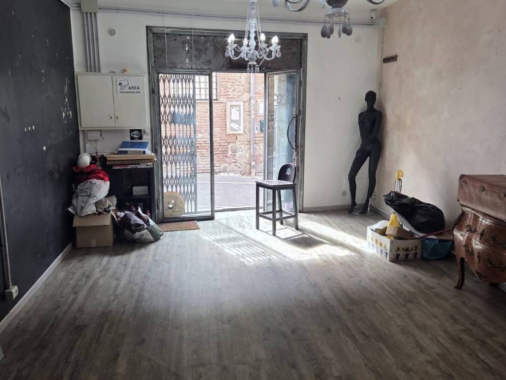 negozio in affitto a Genzano di Roma